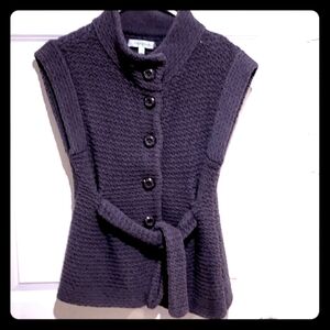 Knit sweater vest